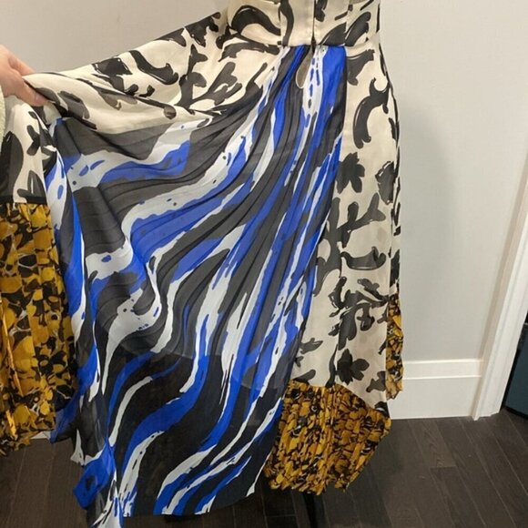 ZARA LIMITED EDITION FLORAL PRINTED DRESS size small - Picture 11 of 16